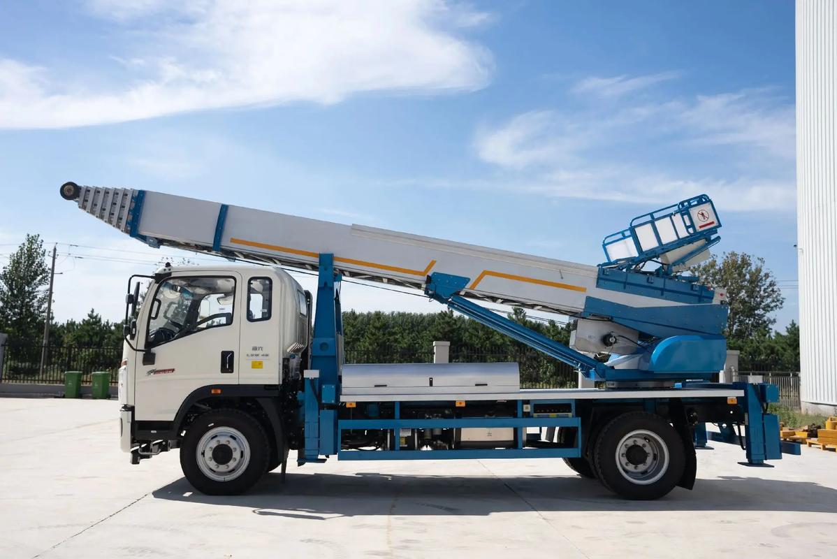 黟县云梯上料车租赁费用