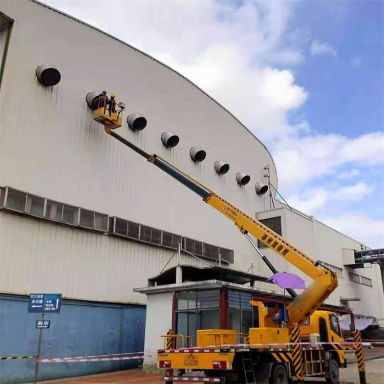 黟县高空作业车出租服务：专业广告牌安装解决方案